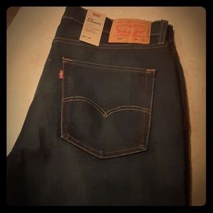 Levi Jean's